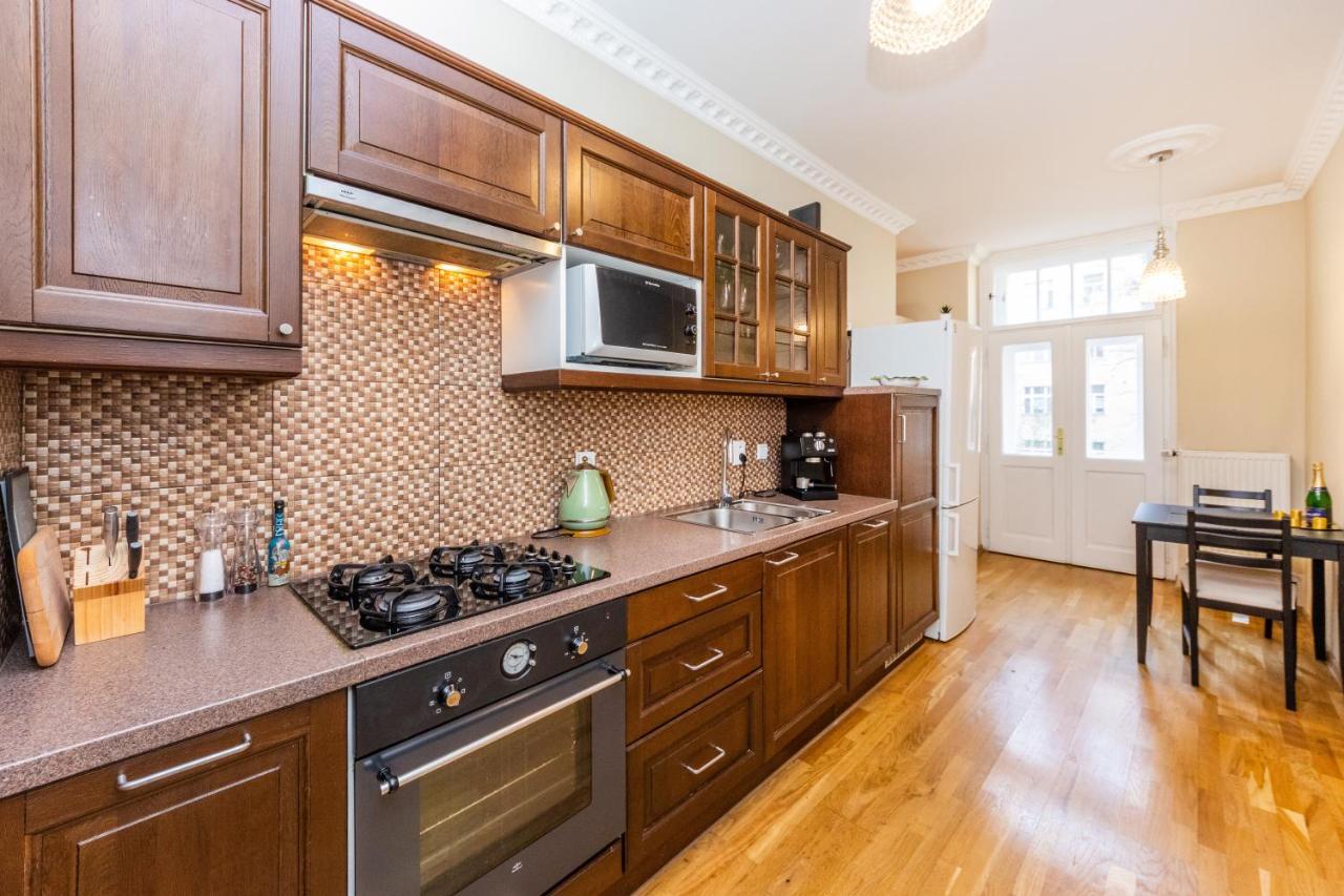 Prostorný třípokojový apartmán u nábřeží Vltavy Praga Exterior foto