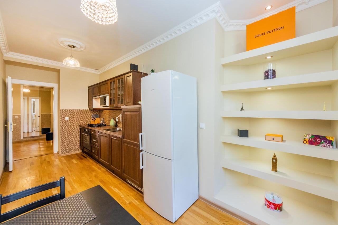 Prostorný třípokojový apartmán u nábřeží Vltavy Praga Exterior foto